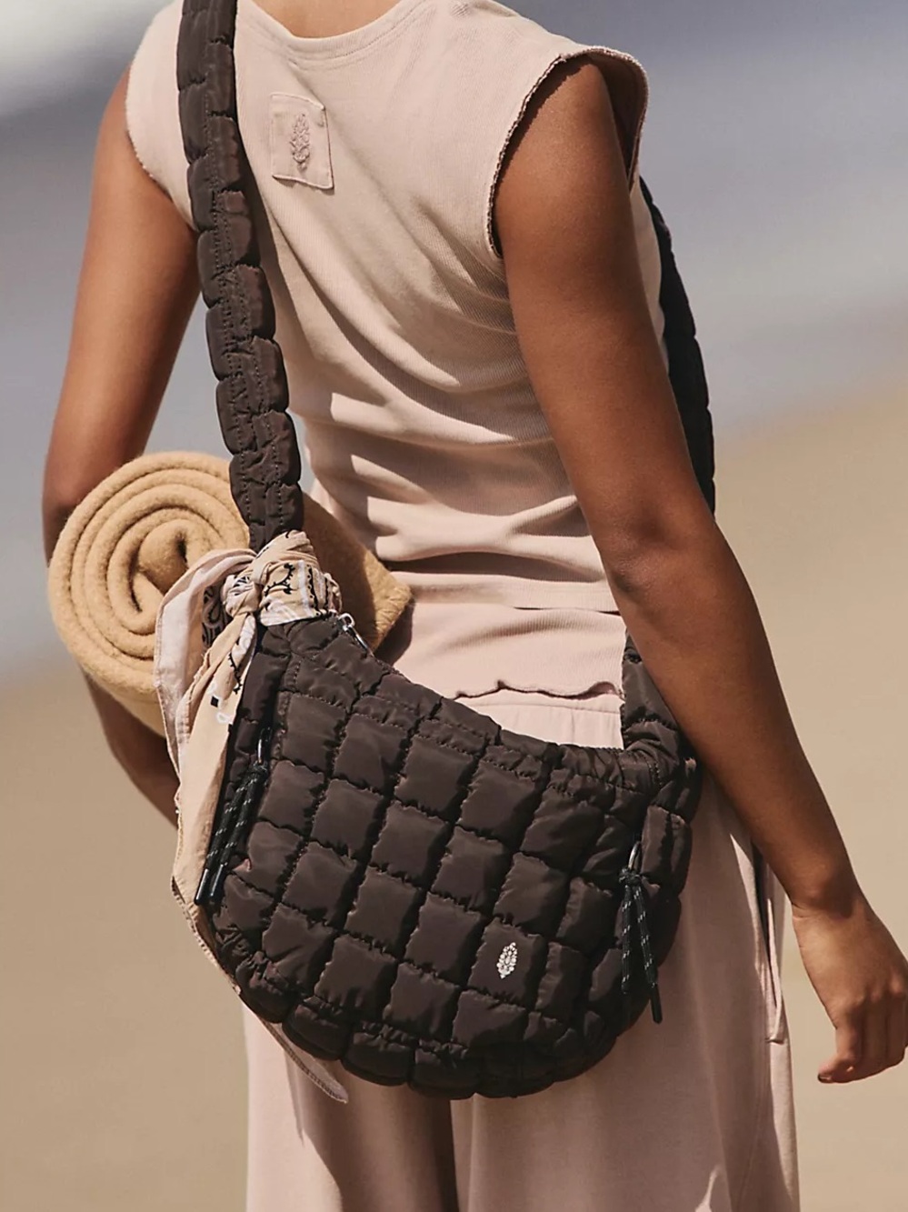 FREE PEOPLE Quilted Baby Carryall Sling Bag - Picture 5 of 5